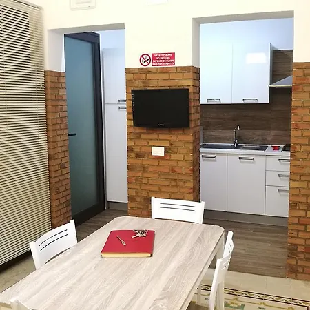 Primo Piano Riccio Locazione Turistica Appartamento Trapani